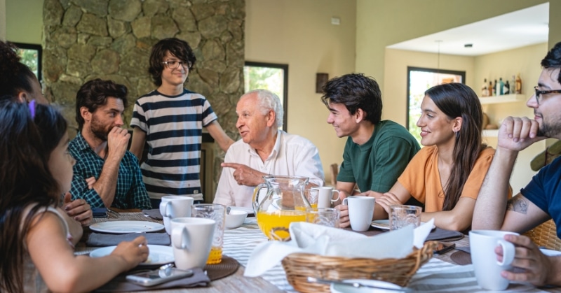 ראשית, קובעים תקציב ונצמדים אליו